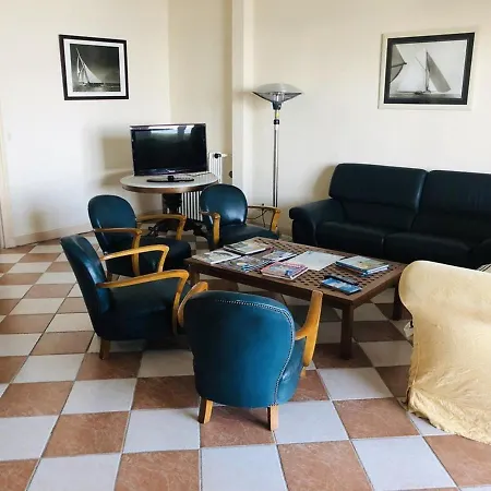 Hotel Arcachon, 6 Pieces, 10 Personnes - Fr-1-433-50 *