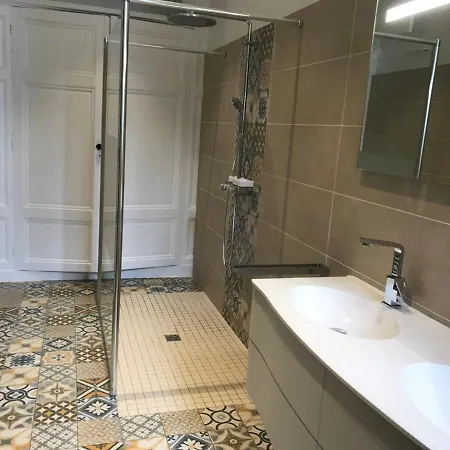 Hotel Arcachon, 6 Pieces, 10 Personnes - Fr-1-433-50 Arcachon